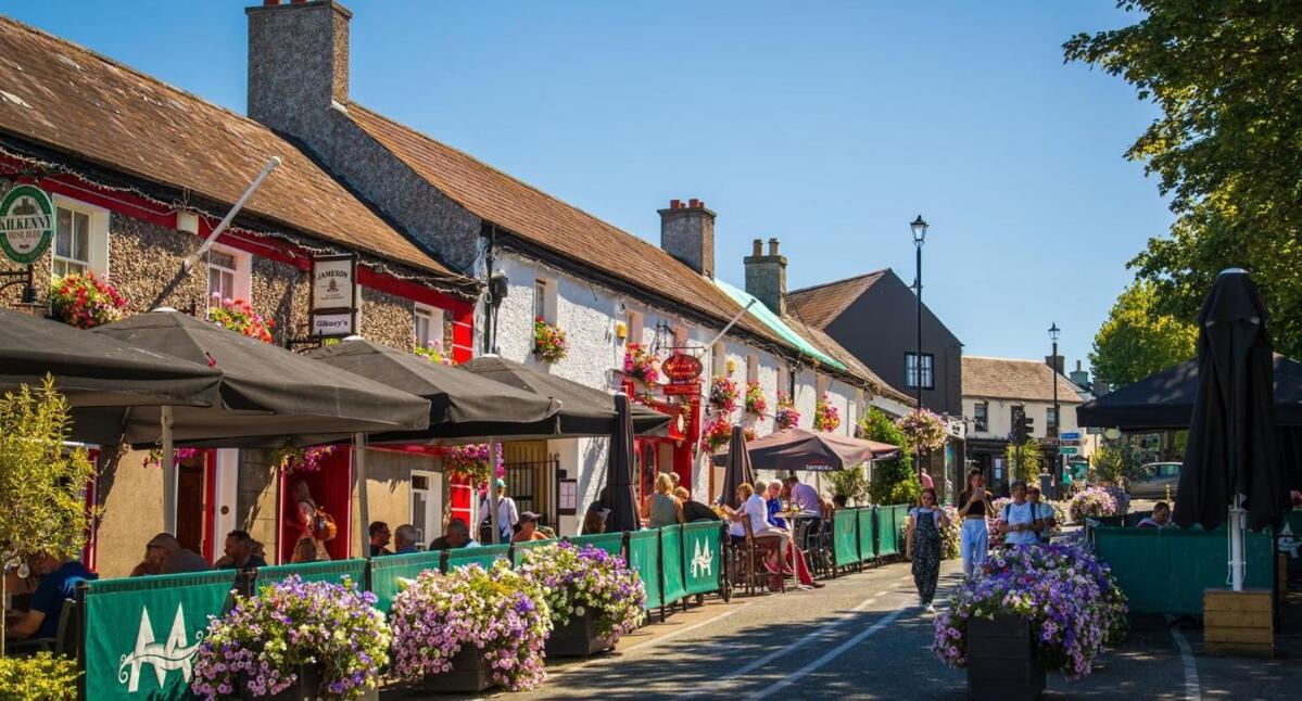 Village Malahide